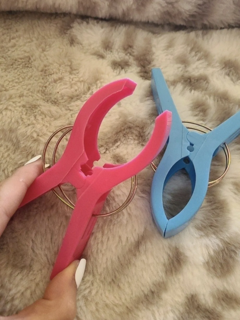 Amazon Pink and Blue Towel Clips with Gold Rings - Set of 2